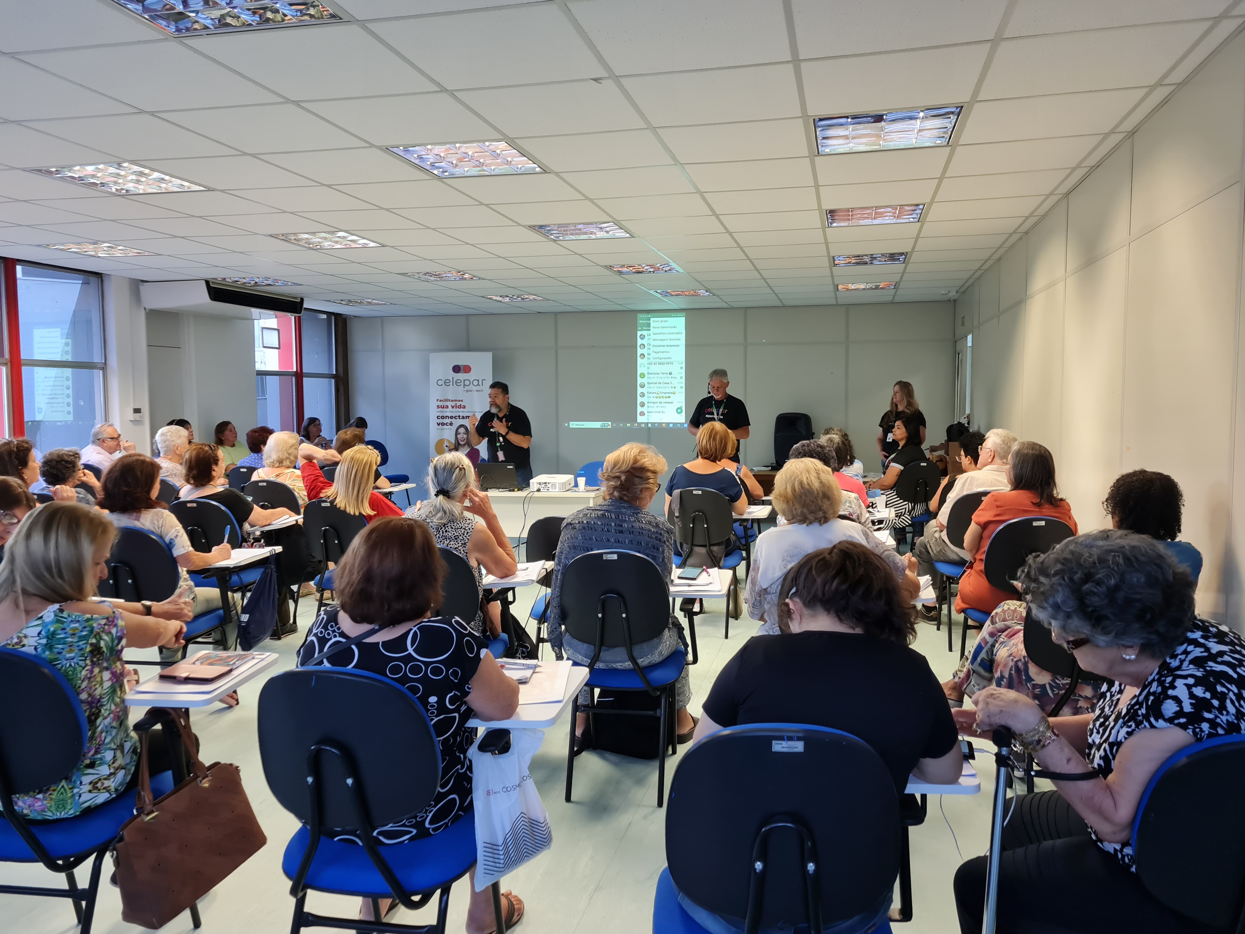 Aulas gratuitas de defesa pessoal para mulheres são ofertadas em Curitiba -  Prefeitura de Curitiba
