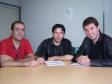A equipe da Celepar, a esq.  Rubens Faria de 
Brito Filho, Edson Faria Alves e Andre Andrade 
Piccolim