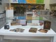 O Espaço Cultural Santos Dumont sedia, de 14 a 22 deste mês, uma exposição inédita de brinquedos antigos. Do acervo dos próprios funcionários da Celepar, mais de 40 peças compõe a exposição "Brinquedos Antigos: Recordar é Viver": jogos de botão, bonecas, ferrorama, vídeo-game, forte apache, entre outros.