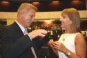 Presidente Jacson Leite com Ana Beatriz, secretária executiva da Comissão de Orçamento da Assembleia Legislativa