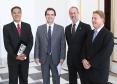 O Governo do Paraná lançou nesta segunda-feira (22) o novo site do Departamento de Trânsito do Paraná e o serviço de renovação automática da Carteira Nacional de Habilitação. Na fato, o secretário de Infraestrutura e Logística, José Richa Filho; o deputado estadual Wilson Quinteiro, o diretor geral do Detran, Marcos Traad e o presidente da Celepar, Jacson Carvalho Leite