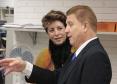 O presidente da Celepar, Jacson Leite, e a diretora-Presidenta da Imprensa Oficial do Rio Grande do Sul, Vera Oliveira, em sua visita à companhia