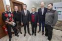 Governador Beto Richa lança o aplicativo Detran Fácil, acompanhado pelo diretor do Detran, Marcos Traad, pelo secretário chefe da Casa Civil, Valdir Rossoni e pelo presidente da Celepar, Jacson Carvalho Leite. Curitiba, 21/07/2016. 