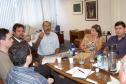 O diretor presidente da Celepar, Nizan Pereira, o diretor de desenvolvimento, Henrique Miorelli e os gerentes de desenvolvimento de sistemas. Foto: Celepar
