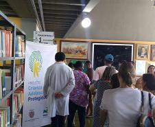 O Projeto Criança e Adolescente Protegidos já atendeu diversos municípios do Paraná, com ações também na feira de serviços Paraná Cidadão. Desta vez a ação aconteceu em Arapongas. No evento desta semana foram emitidas 755 carteiras de identidade e feitos 465 exames oftalmológicos, totalizando 1.220 mil atendimentos.Arapongas, 11/10/2017.Foto: Divulgação SEJU