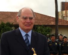 O diretor administrativo-financeiro da Companhia de Informática do Paraná - Celepar, Lucio Alberto Hansel, recebe a Medalha Coronel Sarmento, em Curitiba - Data: 16/05/2011