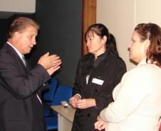 Jacson Leite reforça o compromisso do governo Beto Richa com soluções modernas de TI, na conversa com as auditoras Cristine Yoshimi Tomita e Ana Glaucia Piegas Eick chefe do setor de atendimento ao cidadão da SEFA - Data: 13/05/2011