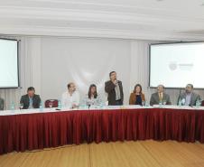 Lançamento do Sistema Estadual de Informação em Vigilância Sanitária do Paraná-SIEVISA.Secretário de Estado da Saúde,Michele Caputo Neto.Curitiba,10/11/2015