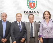 Diretor Geral da Secretaria de Estado da Saúde (SESA), Sezifredo Paz; presidente da Celepar, Jacson Carvalho Leite; secretário da Justiça, Cidadania e Direitos Humanos (SEJU), Leonildo Grota e a procuradora de Justiça Maria Teresa Uille Gomes