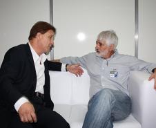 O ex-prefeito de Barracão e ex-presidente da Associação dos Municípios do Paraná, Joarez Henrichs esteve visitando o estande da Celepar, opotunidade em que conversou com o presidente Jacson Carvalho Leite