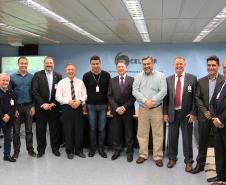 Integrantes da equipe responsável pelo desenvolvimento do Expresso Mobile: Alexandre Luiz Correia, Alexandre Rocha Wendling, Jair Pereira Gonçalves Junior, Anderson Tadayuki Saikawa, Sergio Luiz Furtado da Rosa e Mauricio Luiz Viani