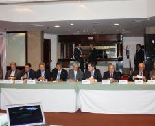 Mesa de abertura da 117ª Reunião Ordinária do Conselho das Associadas da Associação Brasileira de Entidades Estaduais de Tecnologia da Informação e Comunicação (Abep) em Curitiba/PR, nos dias 09 e 10 de fevereiro de 2012
