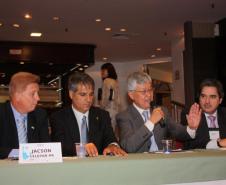 Jacson Carvalho Leite, José Richa Filho, Cassio Taniguchi e Joaquim José Fernandes da Costa Jr na abertura do evento.