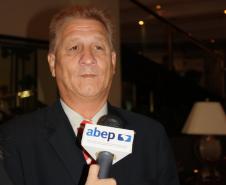O diretor-presidente da Celepar, Jacson Carvalho Leite e presidente do Conselho Fiscal da Associação Brasileira de Entidades Estaduais de Tecnologia da Informação e Comunicação (Abep), em entrevista