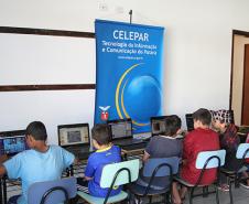 No estande da Celepar, os participantes da Ação Social tiveram acesso gratuito à internet e às redes sociais