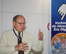 O Diretor Administrativo-Financeiro, Lucio Alberto Hansel no  Programa Celepar Cidadã (Curso de inclusão de idosos na era digital), realizado nos dias 19 a 22 de novembro de de 2012, manhã