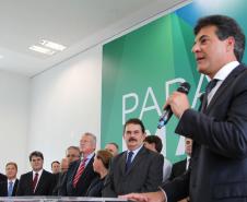 Richa dá posse para os secretários Stephanes, Silvestri e Ratinho Jr