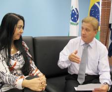 Deputada Mara Lima conhece a política de TIC do Governo do Paraná