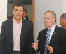 Palácio das Araucárias. Reunião da Câmara Temática do Meio Ambiente e Sustentabilidade. Governador Beto Richa e o secretário Mario Celso Cunha.