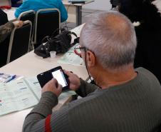 Mais uma turma com alunos da terceira idade foi formada pela Celepar. Ao todo, 58 pessoas com idade acima de 60 anos participaram do Curso Básico de Smartphone que a companhia oferta gratuitamente.