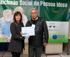 Mais uma turma com alunos da terceira idade foi formada pela Celepar. Ao todo, 58 pessoas com idade acima de 60 anos participaram do Curso Básico de Smartphone que a companhia oferta gratuitamente.