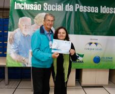 Mais uma turma com alunos da terceira idade foi formada pela Celepar. Ao todo, 58 pessoas com idade acima de 60 anos participaram do Curso Básico de Smartphone que a companhia oferta gratuitamente.