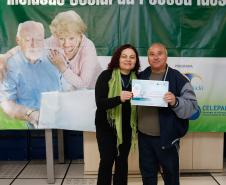 Mais uma turma com alunos da terceira idade foi formada pela Celepar. Ao todo, 58 pessoas com idade acima de 60 anos participaram do Curso Básico de Smartphone que a companhia oferta gratuitamente.