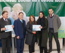 Mais uma turma com alunos da terceira idade foi formada pela Celepar. Ao todo, 58 pessoas com idade acima de 60 anos participaram do Curso Básico de Smartphone que a companhia oferta gratuitamente.