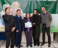 Mais uma turma com alunos da terceira idade foi formada pela Celepar. Ao todo, 58 pessoas com idade acima de 60 anos participaram do Curso Básico de Smartphone que a companhia oferta gratuitamente.
