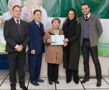 Mais uma turma com alunos da terceira idade foi formada pela Celepar. Ao todo, 58 pessoas com idade acima de 60 anos participaram do Curso Básico de Smartphone que a companhia oferta gratuitamente.