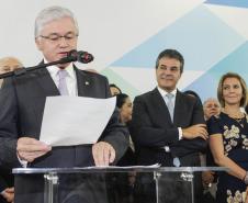 Governador Beto Richa empossa os novos secretários estaduais, chefe da Casa Civil, Valdir Rossoni, da Administração, Reinhold Stephanes e da Justiça, Cidadania e Direitos Humanos, Artagão Junior. Curitiba, 21/03/2016. Foto: Pedro Ribas/ANPr