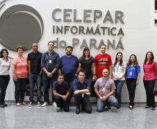 Em pé, da esquerda para direita: Vanessa Koppe, Maria Teresa Pahl, Valdinei dos Santos, Fernando Viel, Rafael Santos, Tania Vostoupal, Diogo Bauer, Elisa Terumi, Elaine Toyoshima e Elisabete Pontoni.

Ao chão: Edileuton de Oliveira, Alaison Alonso e Joel Coelho.