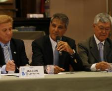 Jacson Carvalho Leite, José Richa Filho e Cassio Taniguchi