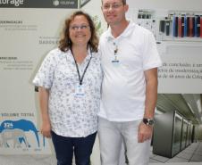 Os aniversariantes,  Gisele e Marcel (a partir da esq.)