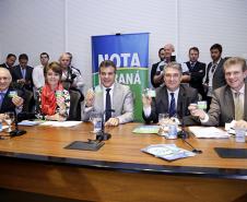 Governador Beto Richa lança o programa Nota Paraná, que incentiva o consumidor a pedir nota fiscal. Curitiba, 03/08/2015.Foto: Rogério Machado/ANPr