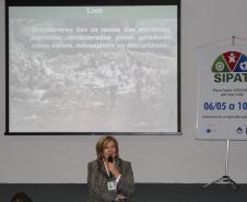 Meio Ambiente e Reciclagem Palestrante: Rosana Campanholo - Secretaria Municipal de Meio Ambiente
