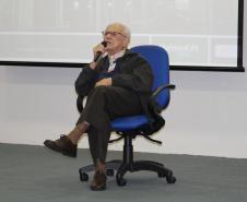 Saúde Mental e Psicomatização - UNIMED Palestrante: Paulo de Tarso