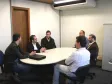 A partir da dir.: José Anísio Salazar da Gerência de Tecnologia da Informação, Vanderlei Vilhanova Ortencio da Gerência de Inovação Corporativa, secretário de Assuntos Estratégicos e diretor- presidente da Celepar, Nizan Pereira e os visitantes da Universidade Estadual de Maringá: Giancarlo de Lucca, Diretoria e Desenvolvimento, Elias C. A. de Carvalho, Desenvolvimento, e Antonio da S. Martins, Infraestrutura Técnica