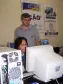 Da Celepar, a Elisa Furukita e o Jacir José Lunelli, 
na Semana de Inclusão Digital, no Telecentro 
Paranavegar, na Vila Zumbi, em Colombo, 18 de 
março 2009