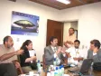 O diretor-presidente da Celepar e secretário de Assuntos Estratégicos do Paraná, Nizan Pereira (e/d), a gerente de Inclusão Digital, Marilaide de Quadros, o Diretor de Desenvolvimento, Henrique Salatino Miorelli, da Celepar, o Diretor de Operações, Robson Valentin, o técnico, Holiwod Borges Alves Ribeiro, da Celepar e do Ministério do Planejamento o Gerente de Inovações Tecnológicas, Corinto Meffe