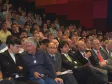 O Governador do Paraná, Roberto
Requião, o ministro das Cidades,
Marcio Fortes e participantes da
Escola de Governo, no dia 11 de
dezembro de 2007