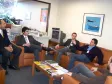 A partir da esq. o secretário de Assuntos Estratégicos e presidente da Celepar, Nizan Pereira, o Diretor Jurídico da CELEPAR, Hani Gandour Dantas Filho, Pedro Farias, Carlos José Caron, do Tribunal de Contas do Paraná e o Diretor de Operações da CELEPAR, Robson Valentin