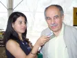 O secretário de Relações com a Comunidade, Milton Buabssi, visita a feira de serviços Paraná em Ação