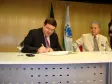 Assinando o decreto de nomeação de Diretor Presidente da Celepar, Vanderlei Falavinha Iensen(22/01/2009)