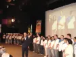 O Governador do Paraná, Roberto 
Requião, o vice-governador Orlando 
Pessuti, a secretária da cultura, 
Vera Mussi e os monitores 
capacitados dos Telecentros 
Paranavegar, na Escola de Governo