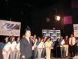 O Governador do Paraná, Roberto 
Requião, a secretária da cultura, 
Vera Mussi, o secretário 
de Obras Julio César Araújo, o 
secretário de Assuntos Estratégicos 
do Paraná, Nizan Pereira e os 
monitores capacitados dos 
Telecentros Paranavegar, na Escola 
de Governo