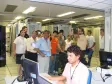 O Diretor de Operações, Robson Valentin e os 
estudantes e professores da carreira de 
Engenharia em Sistemas de Informação da 
Universidade Tecnológica Nacional - Regional 
Tucumãn/Argentina, na sala de Controle da 
CELEPAR