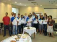 O secretário de Assuntos 
Estratégicos, Nizan Pereira, o 
diretor de operação, Robson 
Valentin, a gerente de Inclusão 
Digital, Marilaide de Quadros e os 
participantes do Curso de 
Capacitação de Monitores 
para Telecentros Paranavegar 