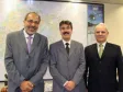 A dir. o secretário especial de Assuntos Estratégicos do Paraná, Nizan Pereira, o novo Diretor Presidente da Celepar, José Antonio de Castro e representando o Governador do Paraná, Orlando Pessutti, o secretário de Planejamento e Coordenação Geral, Allan Jones dos Santos