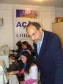 O diretor-presidente da Celepar e 
secretário de Assuntos 
Estratégicos, Nizan Pereira e os novos instrutores do Telecentros 
Paranavegar do Novo 
Guarituba/Piraquara